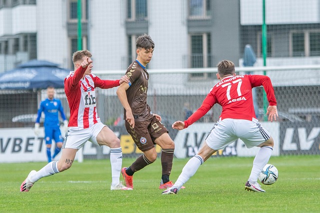 绿帽哥独家：斯洛特帅位告险，部分核心球员对其战术感到困惑